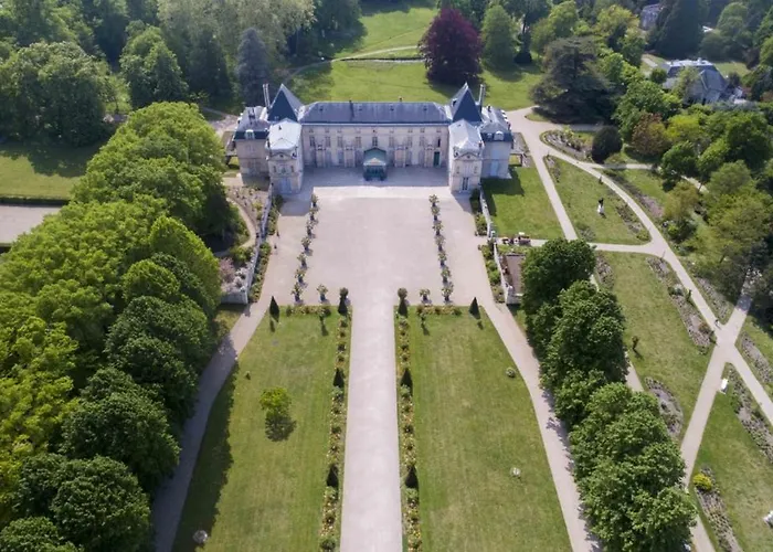 Proche Rer - Rueil-sur-seine Апартаменты Рюэй-Мальмезон